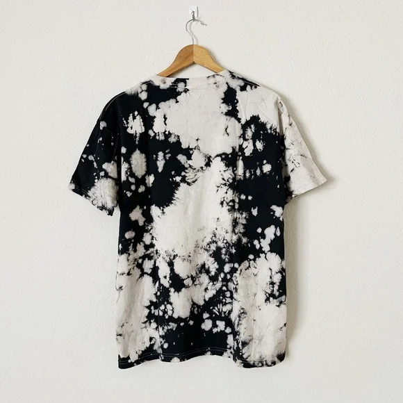 NEW Wu-Tang Strikes Again Graphic Tee - Picture 5 of 6